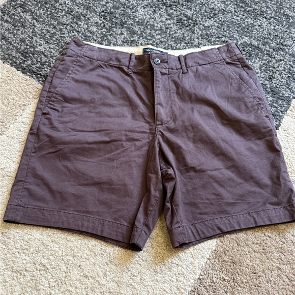 Abercrombie & Fitch Brown Preppy & Stretch Fit Shorts - Picture 1 of 5